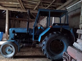 Prodám traktor Zetor 4011.bez tp. - 2