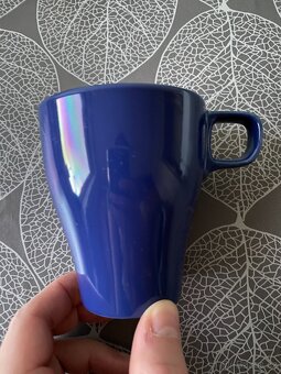 Nové stohovatelné hrnky - 250 ml, různé barvy - 2