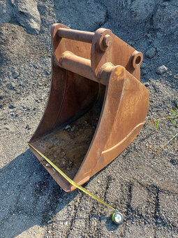 Lopata Liebherr, Volvo - 2