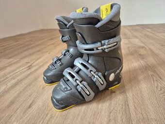 Lyžařské boty 33 - 2