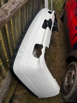 Bmw e38 zadní náraznik - 2