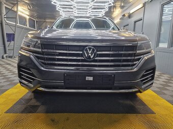 Volkswagen Touareg Plug-In Hybrid - 2