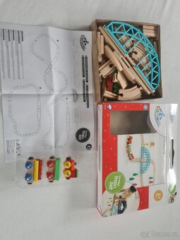 Vlak dřevěný  Carousel 3 + - 2