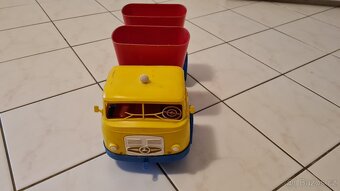 Retro nákladní auto - 2