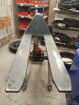 Paletový vozík nůžkový - 2