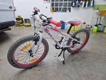 Dětské kolo Cube race 200  "20" - 2