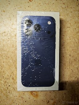 iPhone 17 256Gb DEEP Blue - 2