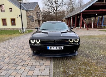 Dodge challenger 5.7 HEMI R/T - 2