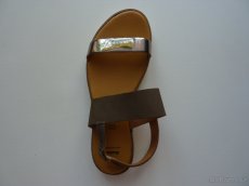 Dámské zeleno-stříbrné sandálky zn. Baťa, vel. 39 - 2
