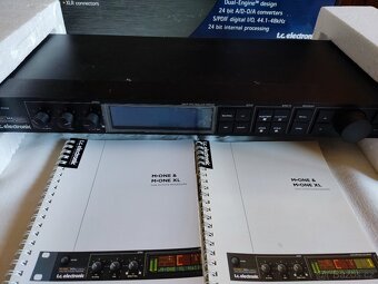 TC Electronic M-One XL - 2