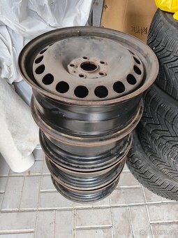 Prodám 16" kola na VW Passat b6, b7 - 2
