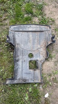 Kryt pod motor BMW E46 - 2