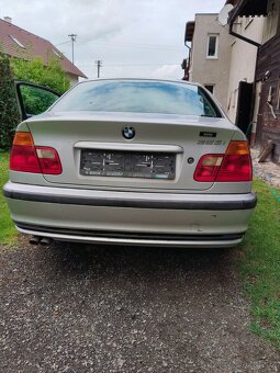 BMW 323i - 2