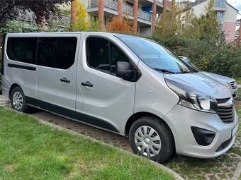 Opel Vivaro 2018 L2H1 (Long, 9 míst) - Pronájem mikrobus - 2