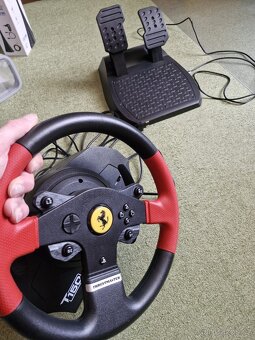 Thrustmaster T150 Ferrari Wheel Force (PS4/PS3/PC) - 2