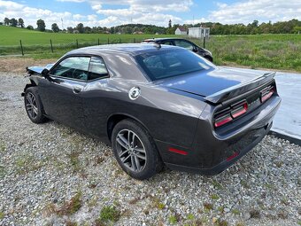 Dodge challenger 3.6 4x4 2019r - 2