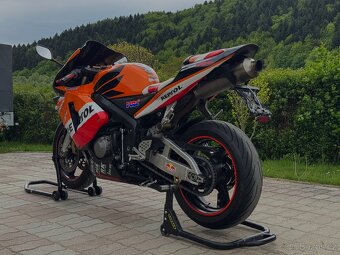 Honda cbr600rr - 2