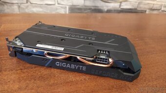 RTX 2060 6GB Gigabyte - 2