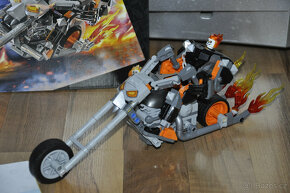 LEGO Marvel 76245 Robotický oblek a motorka Ghost Ridera - 2