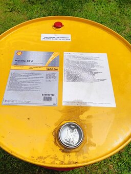 Plastový 220l a plechový 200l sud - 2