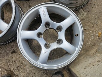 Sada ALU 5x139,7mm - Suzuki Jimny, Samurai, Vitara - 2