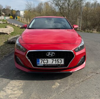 Hyundai i30 Fastback, 18tis km, 100 kw - 2