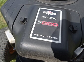Zahradní traktor - 2