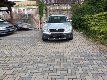 Škoda Octavia 2 scout 4x4 - 2