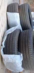 205/55/R19 Michelin - 2