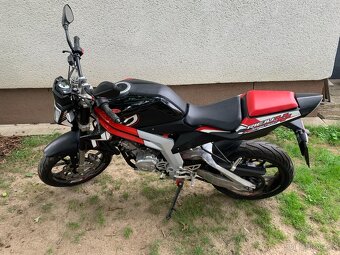 Rieju RS3 125 NKD – sportovní naháč s duší Yamahy - 2
