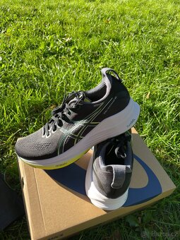 ASICS Gel-Kayano 32, vel. 42.5 – jako nové - 2