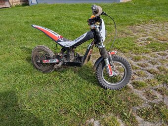 REZERV: OSET 12.5 Racing Repsol – dětská elektrická motorka - 2