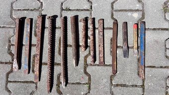 Výprodej funkčního nářadí - klíče a sekáče - 2