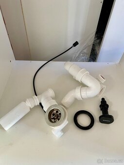 Granitový dřez se spodní montáží - 2