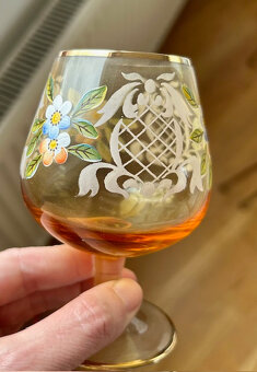 Prodame sadu starozitnych sklenicek - 2