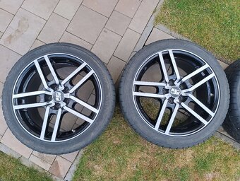 Zimní pneu 245/40 R18 - 2