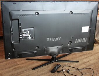 Smart Televize Samsung 50" UE50ES6100W - 2