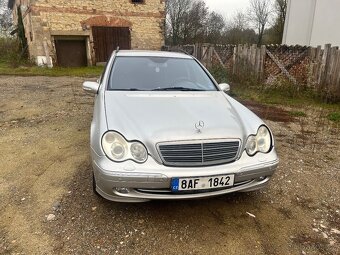 Mercedes-Benz C320 W203 (2002) – 6V - 2