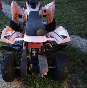 Dětská benzínová čtyřkolka na náhradní díly - 2