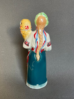 Figurální porcelánová karafa 700ml, Ukrajina - 2