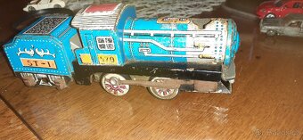 Plechová mašinka - 2