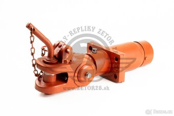 Prodám náhradní díly na traktor Zetor Z25 - 2