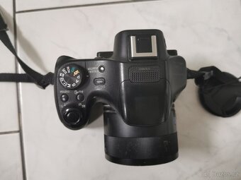 Sony CyberShot DSC-HX400V - 2
