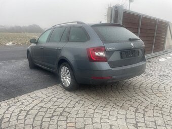 Škoda Octavia 3 combi 2.0 tdi - 2