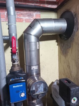 aut. kotel s násypkou - 2