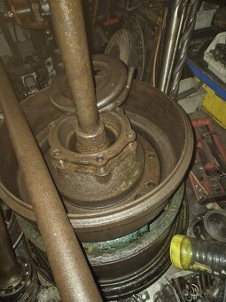 Prodám náhradní díly Tatra 111,128,148,813 - 2