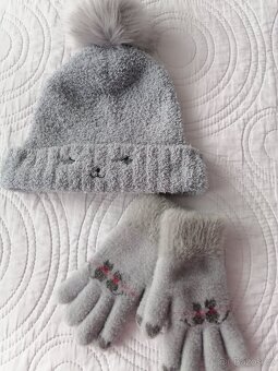 Dívčí čepice a rukavice - 2