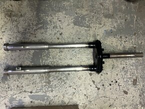 Jawa 90 - přední vidlice - 2