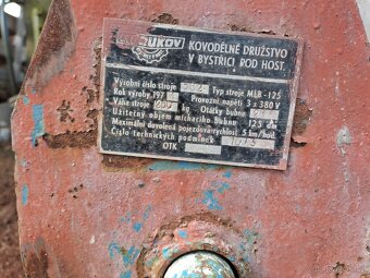 Stavební míchačka - 2