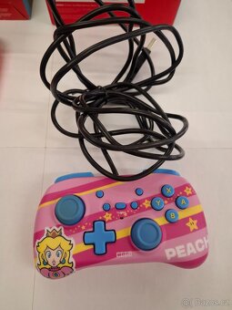 Joy-Con na Nintendo Switch + ovladač - 2